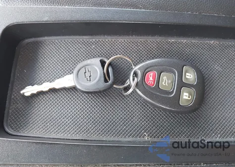 2011 Chevrolet Tahoe Ls z USA, uszkodzony, nr VIN 1GNSKAE0XBR392458